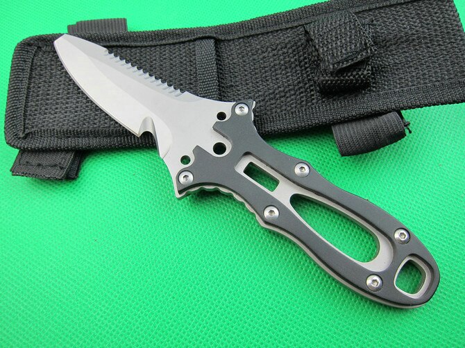 Super classic survival diving knife fixed blade sharp blade cuts the serrated nylon rope hook back with the rope