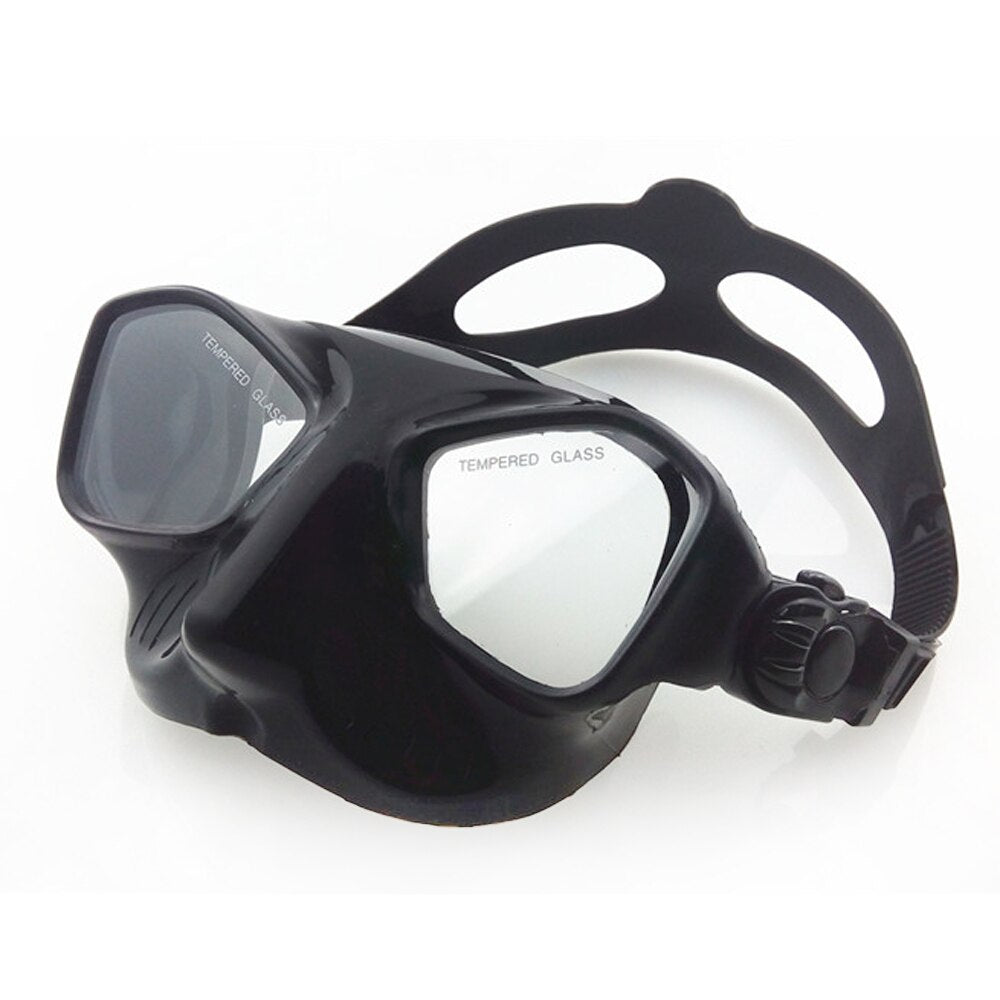 Extremely Low Volume Spearfishing Dive Mask, Black Silicone Skirt Stra –  Maritimo