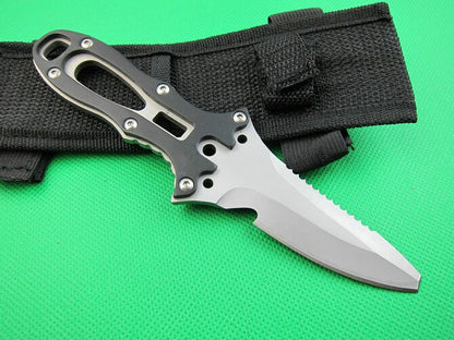 Super classic survival diving knife fixed blade sharp blade cuts the serrated nylon rope hook back with the rope