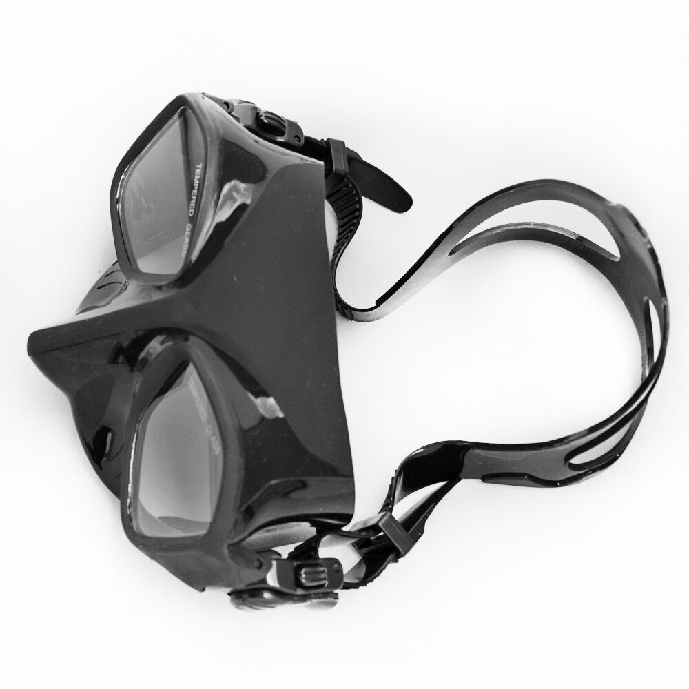 Masque de plongée de chasse sous-marine à volume extrêmement faible, sangle de jupe en silicone noir, masque de plongée sans lentille trempée, engrenages de chasse sous-marine pour adultes